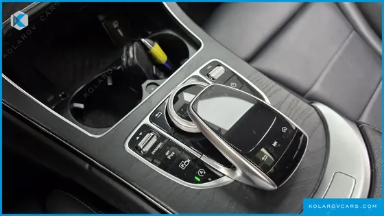 MERCEDES C-CLASS C220 D AVANTGARDE