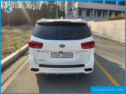 KIA CARNIVAL 9-SEATER NOBLESSE SPECIAL