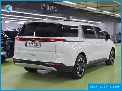 KIA CARNIVAL GASOLINE 9-SEATER PRESTIGE