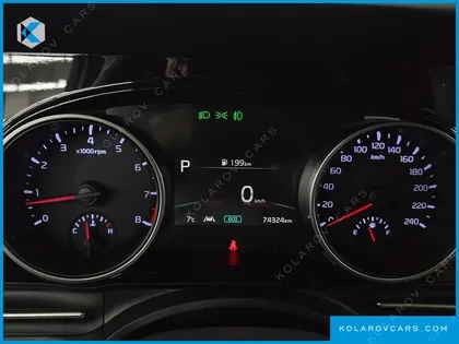 KIA CARNIVAL GASOLINE 9-SEATER PRESTIGE