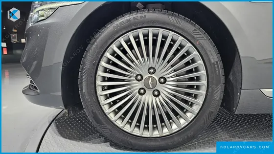 GENESIS G90 3.8