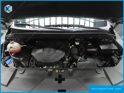 KIA CARNIVAL DIESEL 9-SEATER PRESTIGE
