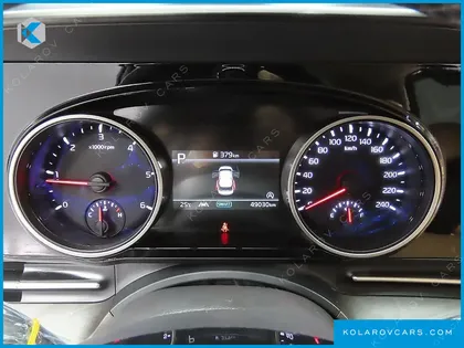 KIA CARNIVAL DIESEL 9-SEATER PRESTIGE