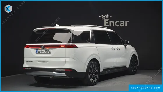 KIA CARNIVAL DIESEL 9-SEATER NOBLESSE