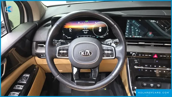KIA CARNIVAL DIESEL 9-SEATER NOBLESSE
