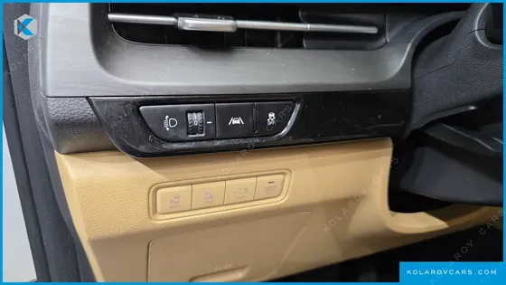 KIA CARNIVAL DIESEL 9-SEATER NOBLESSE
