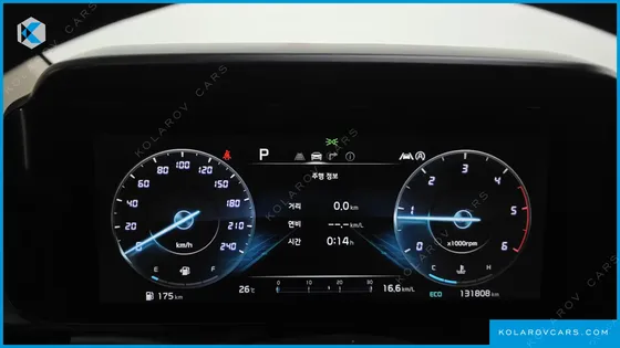 KIA CARNIVAL DIESEL 9-SEATER SIGNATURE