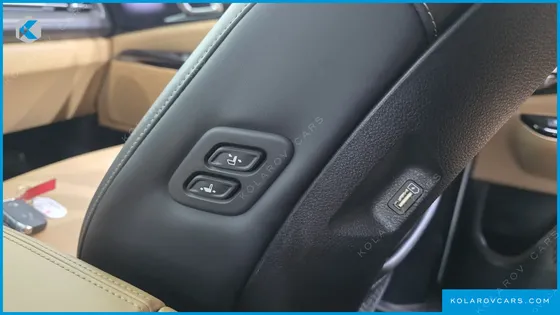 KIA CARNIVAL DIESEL 9-SEATER SIGNATURE