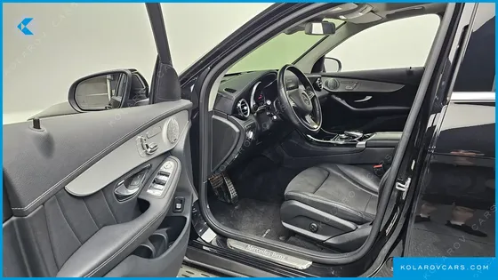 MERCEDES GLC-CLASS GLC300 4MATIC AMG LINE