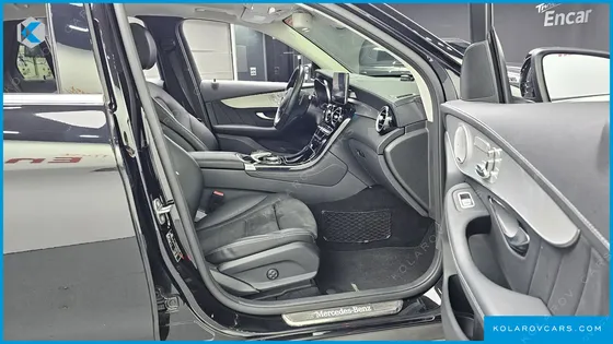 MERCEDES GLC-CLASS GLC300 4MATIC AMG LINE