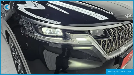 KIA CARNIVAL GASOLINE 7-SEATER NOBLESSE