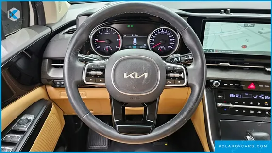 KIA CARNIVAL DIESEL 9-SEATER PRESTIGE