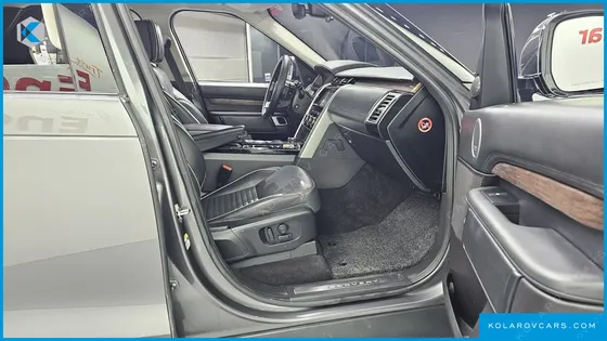 LAND ROVER DISCOVERY 3.0 SD6 HSE LUXURY