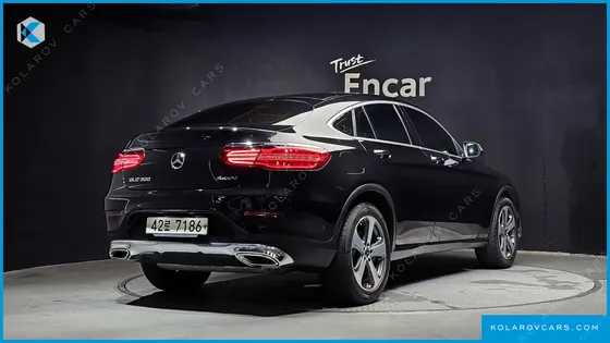 MERCEDES GLC-CLASS GCL300 4MATIC COUPE