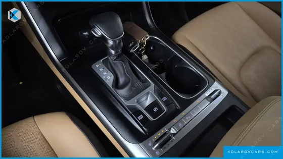 KIA CARNIVAL DIESEL 9-SEATER PRESTIGE
