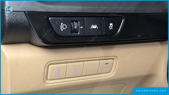 KIA CARNIVAL DIESEL 9-SEATER PRESTIGE