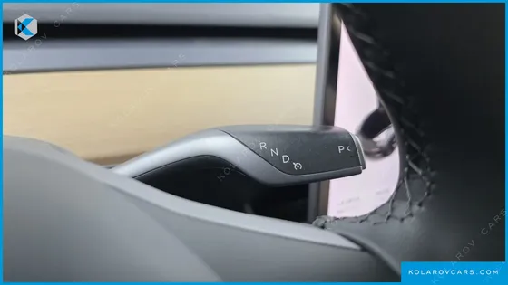 TESLA MODEL 3 STANDARD RANGE PLUE RWD