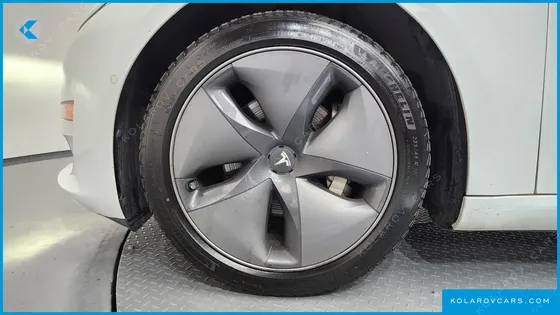 TESLA MODEL 3 LONG RANGE AWD