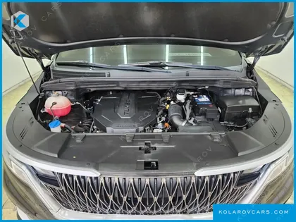 KIA CARNIVAL DIESEL 11-SEATER PRESTIGE