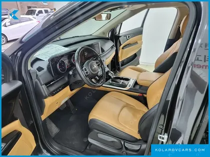 KIA CARNIVAL DIESEL 11-SEATER PRESTIGE