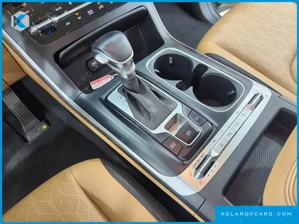 KIA CARNIVAL DIESEL 11-SEATER PRESTIGE