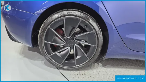 TESLA MODEL 3 PERFORMANCE AWD