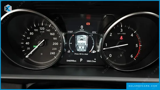 LAND ROVER DISCOVERY 2.0 SD4 SE