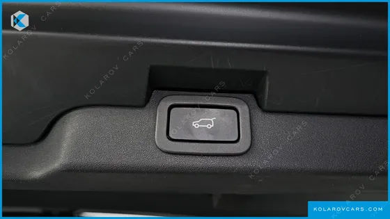 LAND ROVER DISCOVERY 2.0 SD4 SE