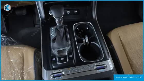 KIA CARNIVAL DIESEL 9-SEATER PRESTIGE