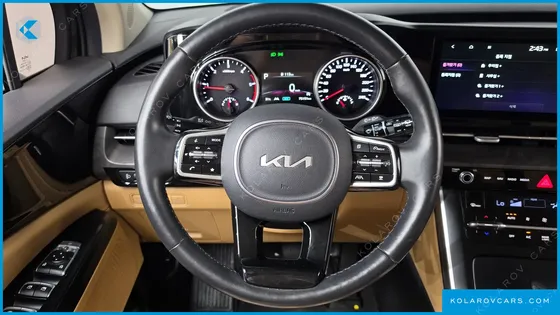 KIA CARNIVAL DIESEL 9-SEATER PRESTIGE