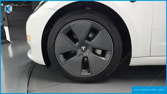 TESLA MODEL 3 LONG RANGE AWD