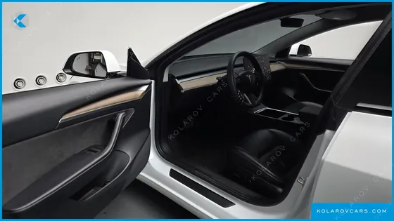 TESLA MODEL 3 LONG RANGE AWD
