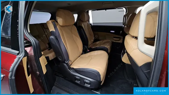 KIA CARNIVAL DIESEL 7-SEATER SIGNATURE