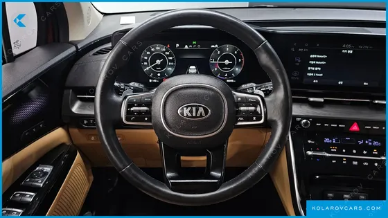 KIA CARNIVAL DIESEL 7-SEATER SIGNATURE