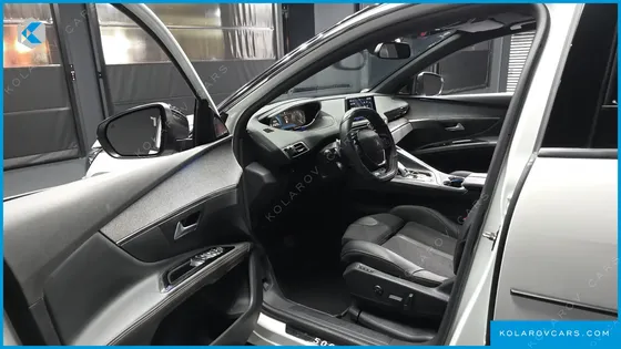 PEUGEOT 5008 1.5 BLUEHDI GT LINE