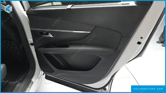 PEUGEOT 5008 1.5 BLUEHDI GT LINE
