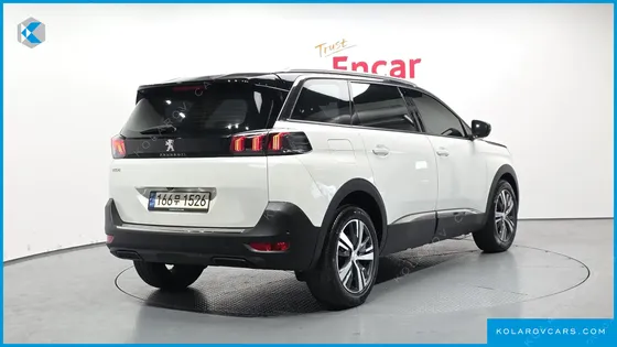 PEUGEOT 5008 1.2 PURE TECH ALLURE