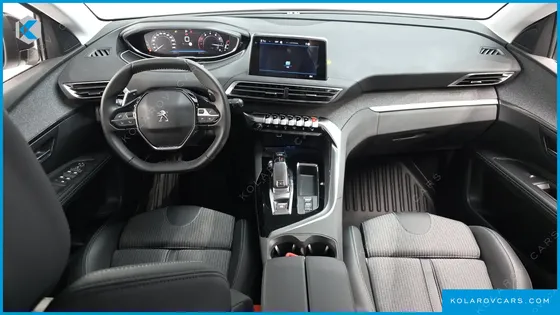 PEUGEOT 5008 1.2 PURE TECH ALLURE