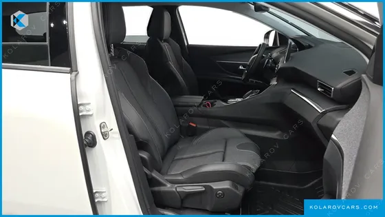 PEUGEOT 5008 1.2 PURE TECH ALLURE