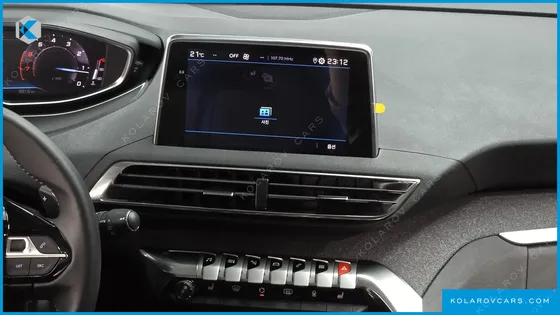 PEUGEOT 5008 1.2 PURE TECH ALLURE