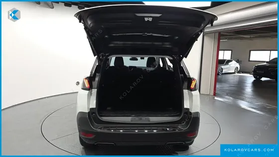 PEUGEOT 5008 1.2 PURE TECH ALLURE