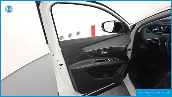 PEUGEOT 5008 1.2 PURE TECH ALLURE
