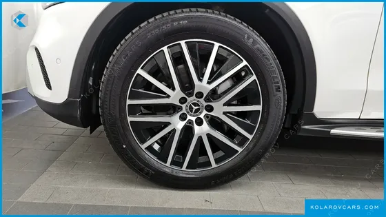 MERCEDES GLC-CLASS GLC300 4MATIC