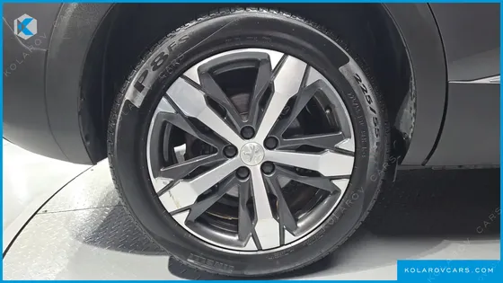 PEUGEOT 5008 1.5 BLUEHDI GT