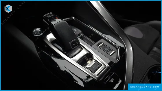 PEUGEOT 5008 1.5 BLUEHDI GT
