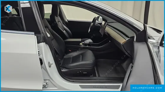 TESLA MODEL 3 LONG RANGE AWD