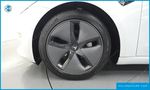 TESLA MODEL 3 LONG RANGE AWD