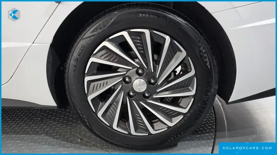 HYUNDAI SONATA PREMIUM PLUS
