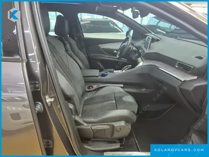 PEUGEOT 5008 1.5 BLUEHDI GT