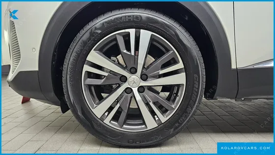 PEUGEOT 5008 1.5 BLUEHDI ALLURE